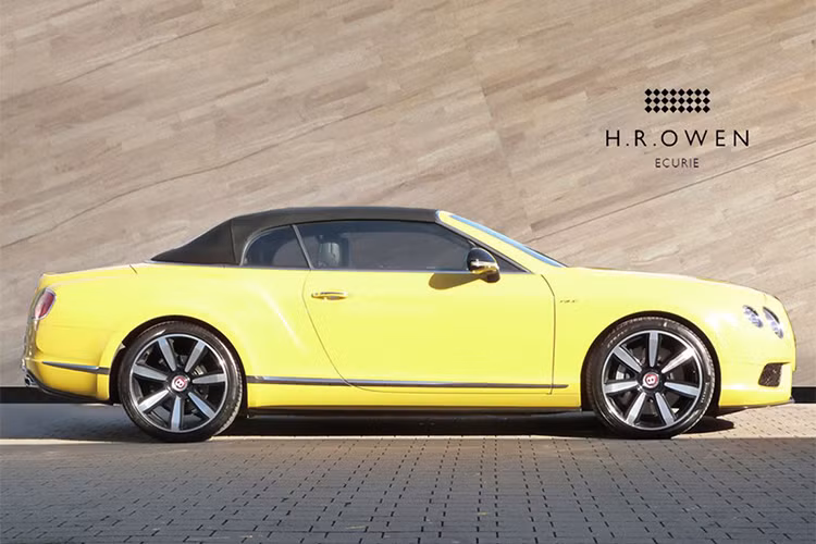 Để phục vụ cho những “đại gia”, hãng siêu xe sang Bentley đã có riêng bộ phận cá nhân hóa Mulliner để tạo ra những chiếc xe 100% theo ý muốn của các khách hàng cá tính này.