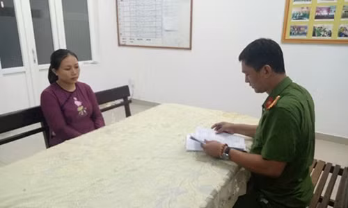 Bat “nu quai” chuyen chuoc thuoc me dan ong roi cuop tai san