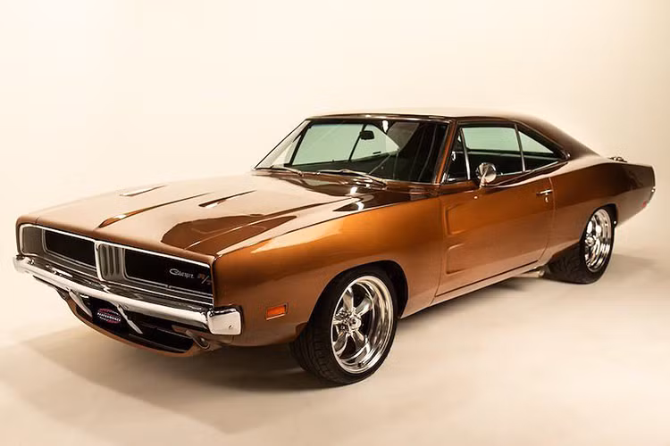 Theo Bumbera, chi phí để tạo ra một chiếc Charger Hellcat 1969 tương tự sẽ rơi vào khoảng từ 100.000 tới 250.000 USD, tùy theo cấu hình mà khách hàng mong muốn (tương đương 2,2 - 5,7 tỷ đồng).