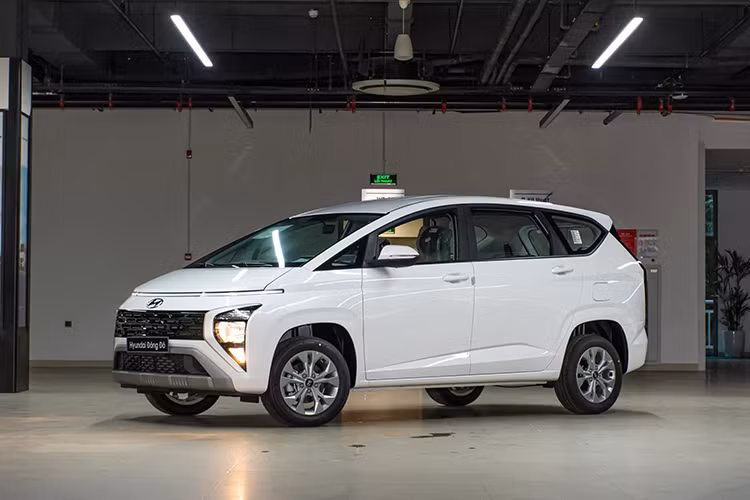 Hyundai Stargazer 7 cho tai Viet Nam dang re ngang xe hang A?