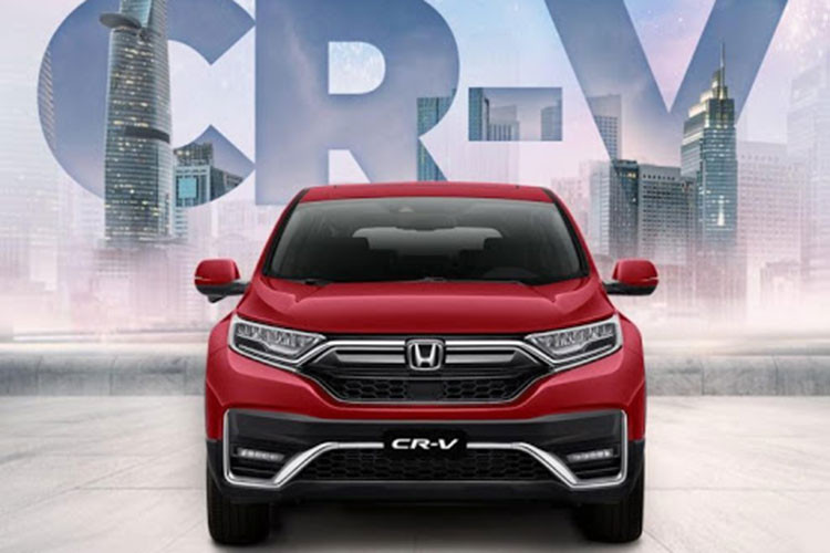 Miễn phí 100% lệ phí trước bạ cho Honda CR-V được hãng xe Nhật và hệ thống đại lý triển khai trong tháng 7/2021 nhằm hỗ trợ khách mua xe trong đợt dịch Covid-19 đang diễn biến phức tạp. Cụ thể, khách ký hợp đồng mua xe CR-V và hoàn tất thủ tục thanh toán từ ngày 5–31/7 sẽ được hưởng ưu đãi 100% lệ phí trước bạ cho tất cả các phiên bản.