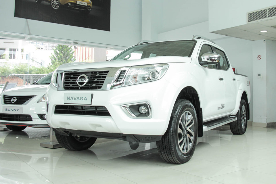 Sau khoảng thời gian không nhập được hàng do vướng phải Nghị định 116. Mẫu xe bán tải Nissan Navara vừa được đưa về đại lý vào ngày 28/06/2018 với số lượng vừa đủ đáp ứng cho nhu cầu trưng bày và xem xe của khách hàng.