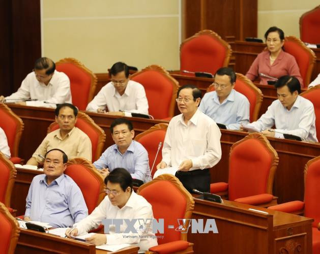 Đồng chí Lê Vĩnh Tân, Ủy viên Trung ương Đảng, Bộ trưởng Bộ Nội vụ phát biểu. Ảnh: Trí Dũng/TTXVN