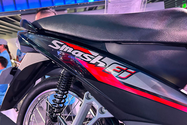 Về tổng thể, Suzuki Smash mang đến hiệu suất vượt trội và trải nghiệm lái tiết kiệm hơn cho người sử dụng. Đây được xem là dòng xe số tiện lợi cho quá trình đi lại hằng ngày.