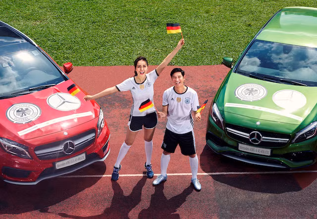 Cụm đèn trước của xe được thiết kế mới với công nghệ LED toàn phần không chỉ có tính thẩm mỹ cao mà còn tiết kiệm năng lượng và có độ bền tốt hơn. Ở phía sau, cụm đèn hậu mới sắc sảo, hiện đại hơn.