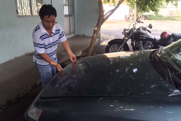 Mua oto cu 40 trieu, nop le phi dang ky 11 trieu dong