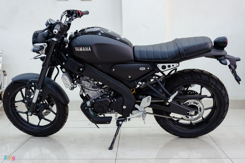 Mẫu xe máy Yamaha XSR 155 mới côn tay hướng đến việc cạnh tranh với Honda CB150R bán chính hãng với giá 105 triệu. Ngoài ra, XSR 155 còn được xem là một lựa chọn thay thế cho mẫu naked-bike Yamaha MT-15 giá 78 triệu.