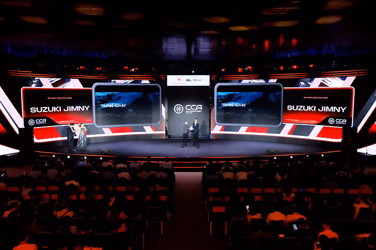 Suzuki Jimny tai Viet Nam thang giai 