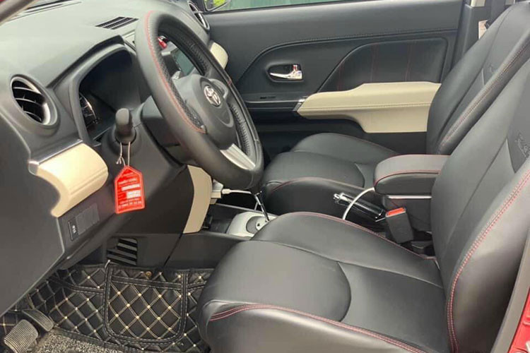 Dẫu thế nào thì Toyota Rush tại Việt Nam vẫn để lại ấn tượng đẹp với người yêu thích dòng xe này. Việc giao dịch mua bán trên thị trường xe cũ vẫn diễn ra sôi động, ngay cả khi Toyota Việt Nam đã loại Rush ra khỏi danh mục sản phẩm chính hãng. Điều quan trọng là, người bán và người mua có tìm được tiếng nói chung về giá hay không.