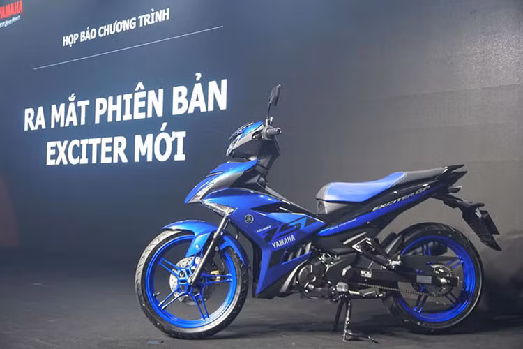 Exciter 150 phiên bản 2019 được nâng cấp dựa trên cảm hứng “Adrenaline of Speed” (sự phấn khích đỉnh cao của tốc độ), chính vì thế thiết kế thân xe cũng mang tính khí động học cao. Đuôi xe thiết kế ấn tượng hơn, và đặc biệt là phiên bản mới này còn sử dụng chìa khóa định vị tách ra khỏi chìa khóa để thuận tiện hơn trong quá trình sử dụng.
