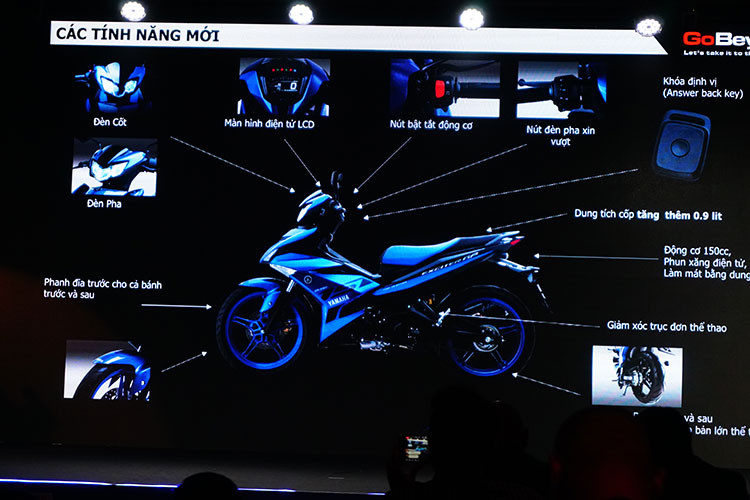 Về động cơ và hộp số thì như mình đã ghi ở trên là không có thay đổi. Exciter 2019 vẫn được trang bị khối động cơ 150cc, 4 kỳ, xi-lanh đơn, SOHC, phun xăng điện tử, làm mát bằng dung dịch và hộp số 5 cấp, côn tay. Công suất của động cơ này là 15,4 mã lực tại 8.500 vòng/phút và mô-men xoắn cực đại 13,8 Nm tại 7.000 vòng/phút.