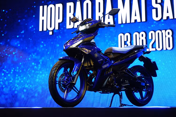 Tiếp tục kế thừa và phát triển thiết kế dựa trên nền tảng của siêu xe YZR-M1 huyền thoại, các trang bị cải tiến trên Exciter 150 mới nhằm theo đuổi xu hướng của những chiếc xe sport bike phân khối lớn chắc chắn sẽ mang lại nhiều lợi thế cho dòng xe côn tay underbone này tại Việt Nam.