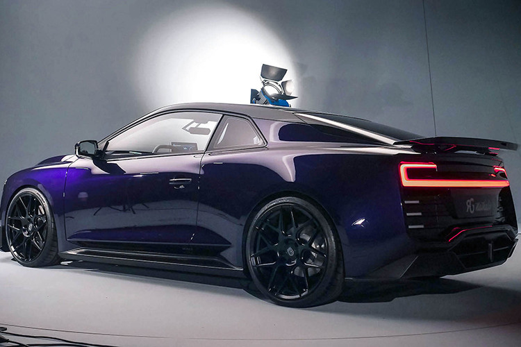 Công ty khởi nghiệp Trung Quốc đang chuẩn bị góp mặt ở triển lãm Geneva năm nay với không chỉ một, mà những hai mẫu xe điện, và một trong số đó là siêu xe hybrid được đồng phát triển với Roland Gumpert, kỹ sư người Đức đứng sau siêu xe Apollo.