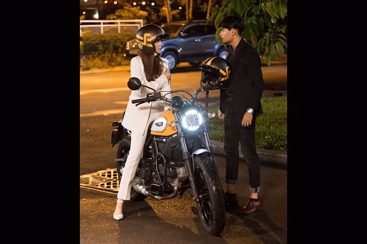 Được biết, lần quay trở lại với môn nghệ thuật thứ bảy này, dù với mong muốn dành tặng khán giả một sản phẩm miễn phí trên youtube nhưng tiền bạc và công sức mà Ngọc Trinh đầu tư không hề thua kém gì phim điện ảnh. Bên cạnh đó cô nàng với biệt danh "nữ hoàng nội y" này cũng kỳ vọng sẽ đem đến cho khán giả một sản phẩm tốt nhất.