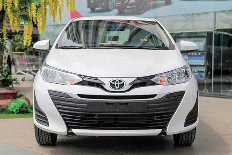 Trong khi đó, Toyota Vios dù tháng 11 đã đạt doanh số 2.561 xe, tăng 244 xe so với tháng trước nhưng nỗ lực này vẫn chưa đủ để Vios giành lại ngôi vị đầu bảng trước một Xpander ngày càng thăng hoa. Tuy nhiên kể từ đầu năm đến nay, Toyota Vios vẫn đang là mẫu xe có tổng doanh số lớn nhất thị trường với gần 24.000 xe được tiêu thụ.