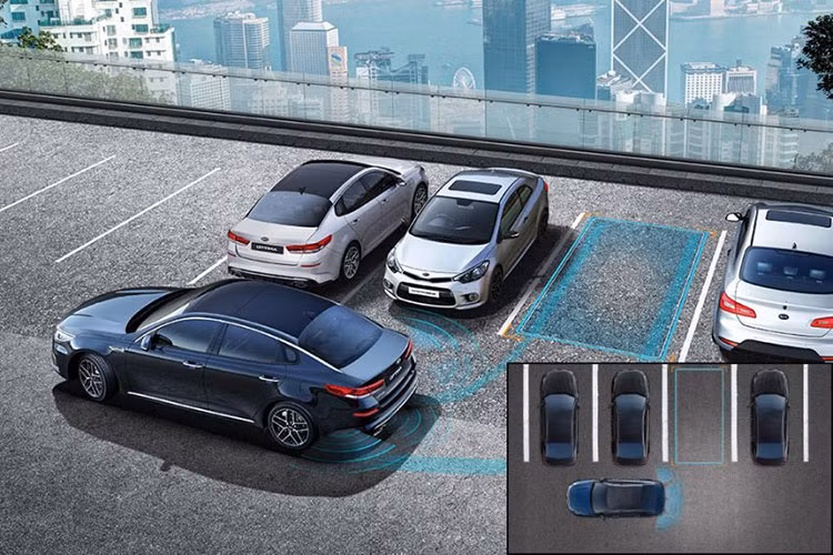 Dự kiến, đối thủ của Toyota Camry và Honda Accord sẽ chính thức được hãng xe hàn Quốc - Kia cho ra mắt tại thị trường Malaysia, cụ thể là triển lãm Premium Auto Car Expo (PACE) diễn ra vào ngày 3-4/11 tới đây.