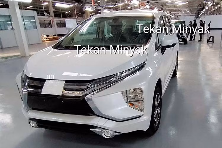 Thông thường, các hãng ôtô Nhật Bản sẽ tung ra phiên bản nâng cấp của xe sau khoảng 3 năm. Do đó, việc mẫu xe MPV Mitsubishi Xpander mới có mặt trên thị trường khoảng hơn 2 năm mà đã được bổ sung phiên bản nâng cấp khiến không ít người cảm thấy ngạc nhiên.