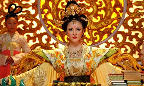 Thái Bình công chúa có nhiều tham vọng chính tr nhưng bà không thể xưng danh hoàng đế như Võ Tắc Thiên.