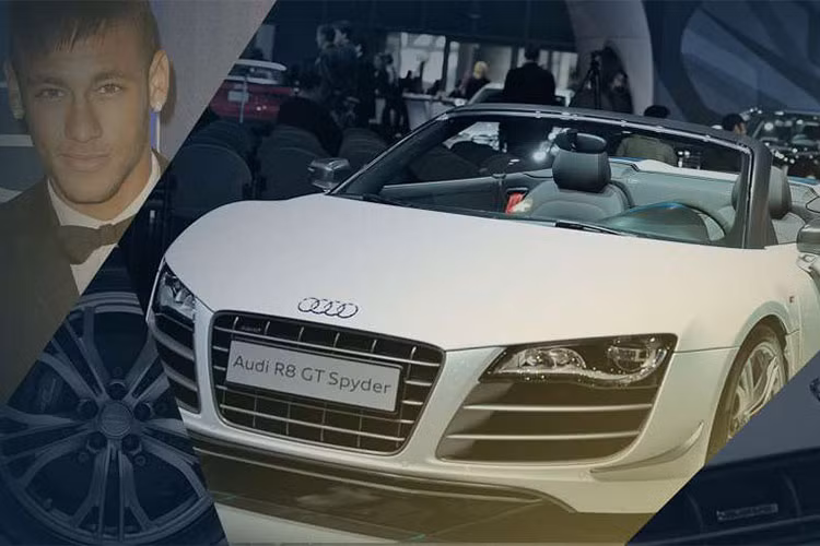 Audi R8 V10 Spyder của Neymar cũng là một mẫu siêu xe mui trần "sexy" nhưng cũng sở hữu "trái tim" đầy mạnh mẽ đến từ động cơ V10, dung tích 5.2 lít, sản sinh công suất tối đa 525 mã lực và mô-men xoắn cực đại 530 Nm. Thời gian tăng tốc của Audi R8 V10 Spyder từ vị trí xuất phát lên 100 km/h vào khoảng 3,9 giây, tốc độ tối đa 316 km/h.