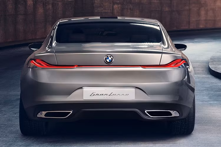 Dự kiến, xe sẽ kết hợp tất cả những công nghệ tiên tiến trên mẫu 7-Series hiện tại, cùng với đó là một khung gầm linh hoạt, thể thao và nhiều lựa về hệ thống treo, hệ truyền động cho phù hợp với mọi hoàn cảnh sử dụng.