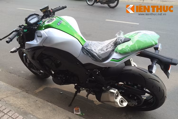 Động cơ của xe vẫn là loại 4 xi-lanh thẳng hàng, dung tích 1.043 phân khối,sản sinh công suất cực đại 142 mã lực tại vòng tua máy 10.000 vòng/phút, mô-men xoắn cực đại 111 Nm tại 7.300 vòng/phút.