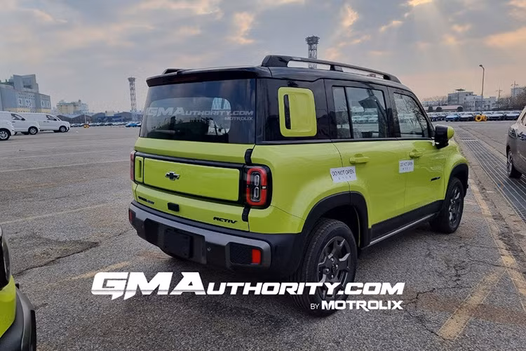 Với sức hấp dẫn và vị thế tiềm tàng, Spark EUV có thể là một trong những mẫu xe bổ sung quan trọng hơn. Dựa trên kích thước của Baojun Yep Plus dài 3.996 mm với chiều dài cơ sở 2.560 mm, Spark EUV sẽ giành ngôi vị là mẫu xe nhỏ nhất của Chevrolet.