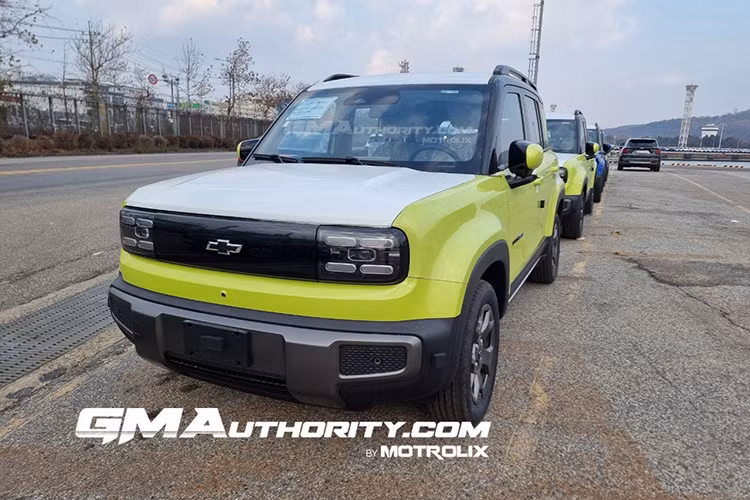 GM chưa tiết lộ thông số kỹ thuật đầy đủ hoặc mốc thời gian ra mắt Spark EUV, thông báo này đi kèm với lời hứa rộng hơn: công ty có kế hoạch giới thiệu 10 mẫu xe mới cho thị trường Brazil vào năm 2025, trong đó có 5 mẫu được phân loại là những mẫu xe ra mắt hoành tráng. 