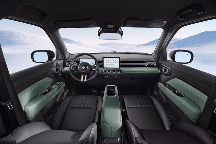 Trong khi dòng Baojun Yep Plus bao gồm phiên bản 5 cửa, biến thể 3 cửa và thậm chí là cả mẫu xe bán tải ý tưởng, vẫn chưa rõ liệu Chevrolet có dự định đưa bất kỳ kiểu thân xe thay thế nào trong số này vào thị trường Brazil cùng với mẫu xe đổi tên hay không.