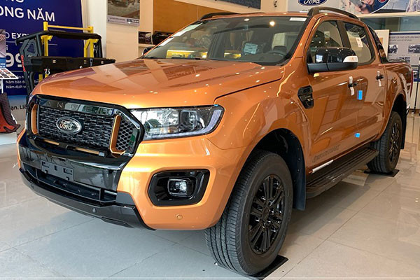 Ford Ranger vẫn bỏ xa đối thủ, thậm chí còn gấp đôi doanh số các mẫu xe cộng lại trong tháng 2/2021 vừa qua.