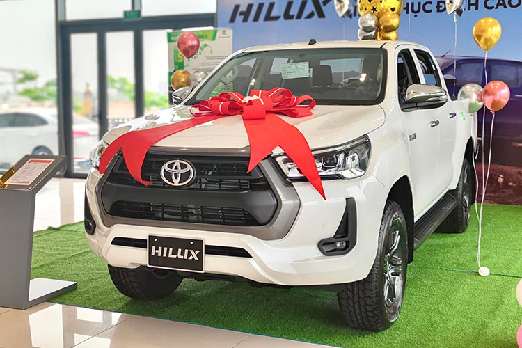 Danh sách top ôtô ế nhất Việt Nam tháng 1/2024 được ví như "sân chơi" riêng của các "ông lớn" trong ngành xe Nhật Bản, bởi 10 vị trí đều dành cho các sản phẩm của Toyota, Suzuki, Mazda, Honda, Isuzu. Trong đó, Toyota Việt Nam có 6 xe ế nhất trên tổng số 10 mẫu xe.