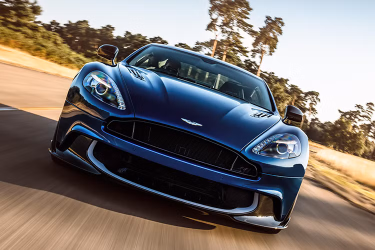 Mặc dù chưa bao giờ được công bố nhưng anh em nhà Mugabe còn được cho sở hữu siêu xe Aston Martin DB11 trong bộ sưu tập xế hộp. Mẫu xe này có khả năng tăng tốc 0-100 km/h trong 3,9 giây, tốc độ tối đa 322 km/h, sức mạnh được cung cấp từ khối động cơ V12 5,2L. Aston Martin DB11 có giá bán khoảng 200.000 USD cùng nhiều trang bị hiện đại.