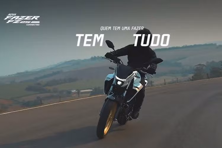 Các trang bị khác gồm hệ thống đèn định vị LED kết hợp bóng projector, bảng đồng hồ dạng LCD và ABS 2 kênh tiêu chuẩn. Mức giá xe Yamaha FZ25 Fazer Connected 2025 có tại thị trường Brazil là 23.590 Real (tương đương 105 triệu đồng).