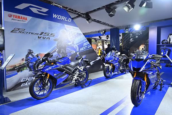 Gioi tre hao hung trai nghiem Yamaha MOTOROID o Ha Noi-Hinh-3