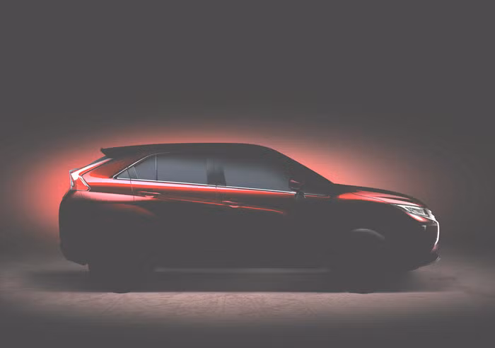 Mẫu xe SUV mới Mitsubishi sắp trình làng là một mẫu xe thể thao cỡ nhỏ. Nó có thể sẽ được gọi với cái tên Mitsubishi Eclipse 2018, tuy nhiên hãng xe Nhật Bản vẫn chưa xác nhận cái tên chính thức cho mẫu SUV hoàn toàn mới này.