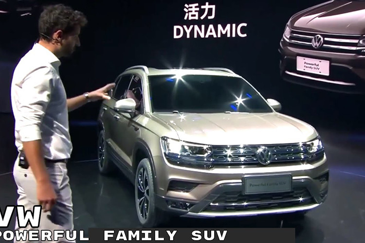 Hiện giá bán Volkswagen Tharu R-Line phiên bản 2019 vẫn chưa được công bố chính thức. Hãng xe Volkswagen chỉ hé lộ sẽ tung ra 3 mẫu SUV hoàn toàn mới vào năm 2019. Đến năm 2020, hãng Volkswagen sẽ có tổng cộng 12 mẫu SUV tại thị trường Trung Quốc.