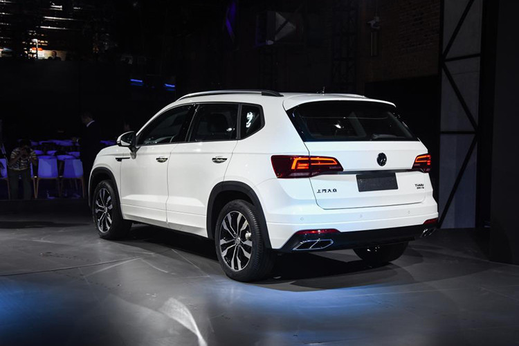 Nguồn cung cấp sức mạnh cho mẫu crossover cỡ C này là động cơ xăng 4 xi-lanh, tăng áp, dung tích 1,4 lít, sản sinh công suất tối đa 150 mã lực và mô-men xoắn cực đại 250 Nm. Sức mạnh được truyền tới bánh thông qua hộp số tự động ly hợp kép 7 cấp.