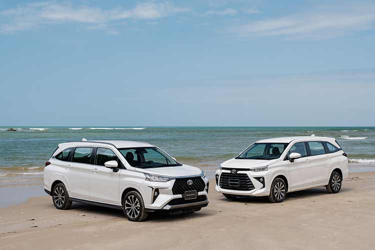 Tương tự Veloz Cross, Toyota Avanza Premio cũng dùng động cơ xăng có mã hiệu 2NR-VE với 4 xi-lanh, dung tích 1.5L, cho công suất tối đa 105 mã lực cùng mô-men xoắn cực đại đạt 138 Nm. Nếu như Toyota Veloz Cross chỉ được trang bị hộp số biến thiên vô cấp CVT thì Avanza Premio có thêm phiên bản số sàn.