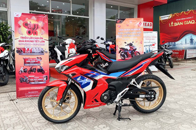 Honda Winner X giam tiep 3 trieu dong, 