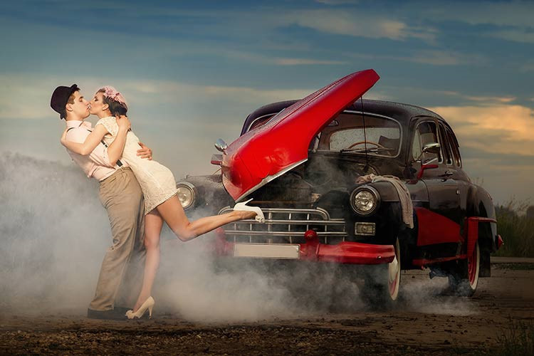 Đôi khi, không phải sô cô la hay hoa hồng sẽ ấn tượng trong ngày này - sự chân thành và những nụ hôn ngọt ngào cũng sẽ làm cho ngày lễ tình nhân Valentine 14/2 trở lên ấn tượng hơn tất cả.