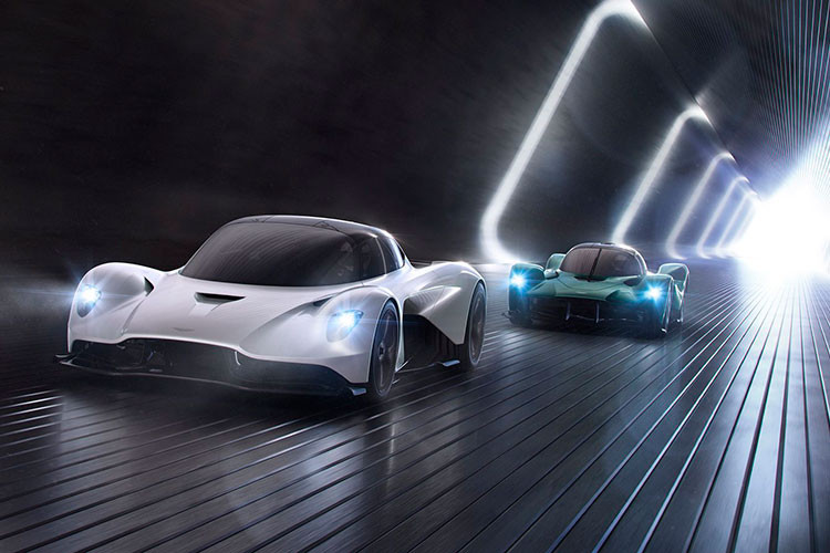 Phần phim thứ 25 của James Bond mang tựa đề “Bond 25” hiện đang trong quá trình quay và có lịch ra mắt vào tháng 4 năm 2020. Nam diễn viên Daniel Craig một lần nữa đảm nhiệm vai điệp viên nổi tiếng.