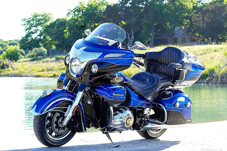 Bổ sung vào dòng xe môtô touring cỡ lớn vốn đã rất xa hoa này, phiên bản đặc biệt mới của chiếc xe môtô Indian Roadmaster Elite 2019 đã vừa được hãng hãng Indian, Mỹ cho ra mắt với số lượng giới hạn chỉ 200 chiếc.