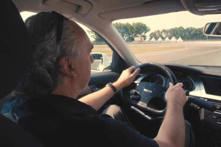 Chia sẻ về dự án, nhà phát minh Nasser Al Shawaf nói: “Tôi làm việc ở nhiều thành phố trên khắp thế giới, nơi việc đi lại bằng xe hơi mất trung bình 2 tiếng mỗi ngày không phải là hiếm. Đây là một cách không lành mạnh và lãng phí thời gian. Vì vậy, tôi đã đưa ra ý tưởng về FitCar giúp chúng ta vẫn an toàn và thoải mái di chuyển từ A đến B, nhưng vẫn có thể tập thể dục trong khi lái xe."