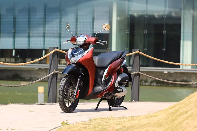 Sh mode 125cc phiên bản hoàn toàn mới sẽ chính thức bán ra thị trường vào ngày 26-7-2020 thông qua các Cửa hàng Bán xe và Dịch vụ do Honda Ủy nhiệm (HEAD) trên toàn quốc với thời gian bảo hành 3 năm hoặc 30.000 km (tùy theo điều kiện nào đến trước).