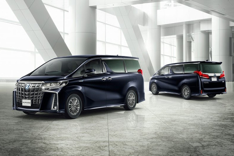 Gương mặt quen thuộc nhất trong top xe bán chậm vẫn là Toyota Alphard. Mặc dù đã bán được 24 chiếc, cao hơn nhiều tháng với chỉ 1 chiếc nhưng Alphard vẫn giữ vị trị số 1. Qua 7 tháng đầu năm nay, hãng xe Nhật Bản cũng chỉ bán được 69 chiếc dù không có bất cứ đối thủ nào cạnh tranh.