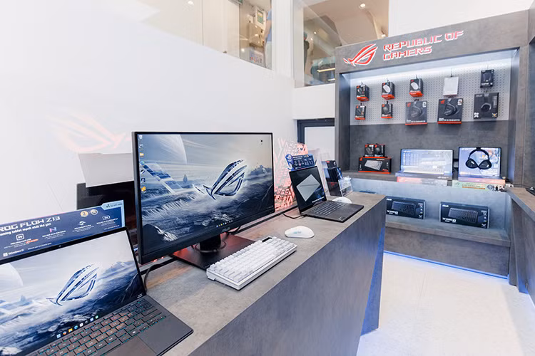 Ra mat ASUS Exclusive Store dau tien tai Viet Nam-Hinh-2