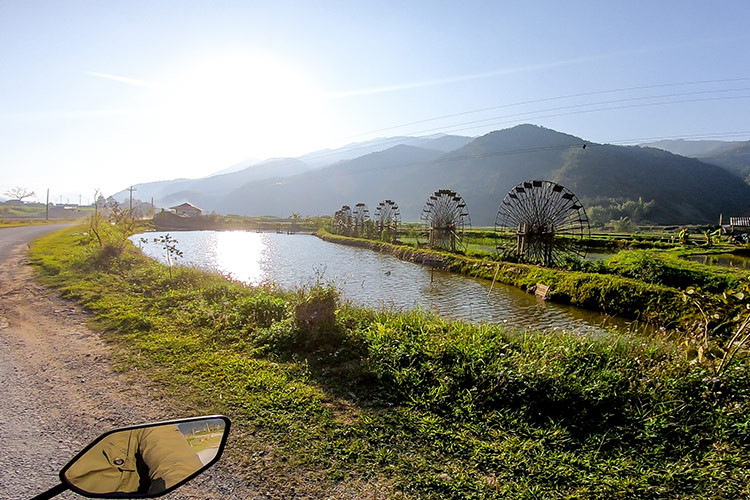 Ly do Gen Z thich di du lich phuot bang xe may-Hinh-2