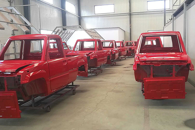 Với mức giá xe ôtô Pickman bán tải chỉ khoảng từ 5.000 USD tại thị trường Mỹ (tương đương 100 triệu đồng) và rẻ hơn tại Trung Quốc, chiếc bán tải nhỏ này không kém phần hấp dẫn với những người dùng đang có nhu cầu phù hợp - đặc biệt là nó không gây ô nhiễm khí thải.