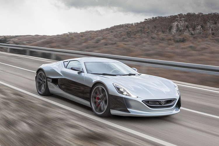 Mẫu siêu xe Rimac Concept_One được rao bán sở hữu màu sơn ngoại thất xanh Riviera và nội thất Cognac Gold. Các thông tin khác không được công bố, ngoại trừ giá bán. Có tin đồn Rimac Automobili sẽ mua lại thương hiệu Bugatti. Nếu đúng như vậy, giới mộ điệu sẽ được chiêm ngưỡng nhiều siêu phẩm đặc biệt hơn nữa.