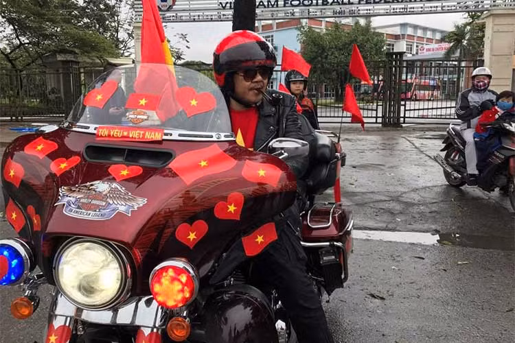 Một dân chơi Harley-Davidson với phong cách khá ngầu.