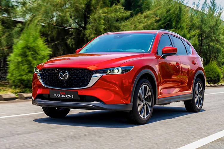 Mazda CX-5 xếp thứ 3 với doanh số 2.319 xe bán ra trong quý I, giảm 6% so với quý 1/2023. Tuy vậy, Mazda CX-5 vẫn đang là mẫu xe đa dụng (SUV/crossover) ăn khách nhất thị trường Việt.